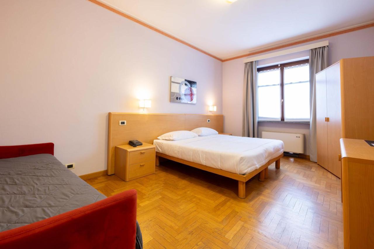 Hotel La Ferte آستي المظهر الخارجي الصورة