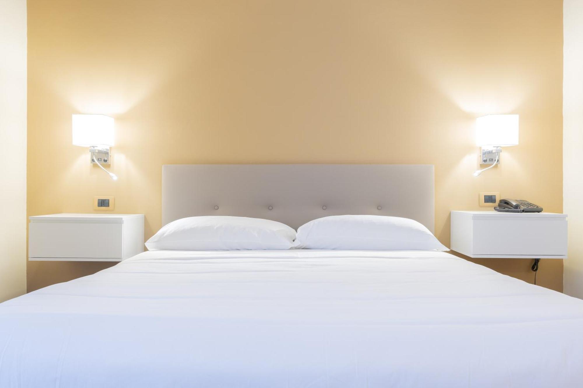 Hotel La Ferte آستي المظهر الخارجي الصورة