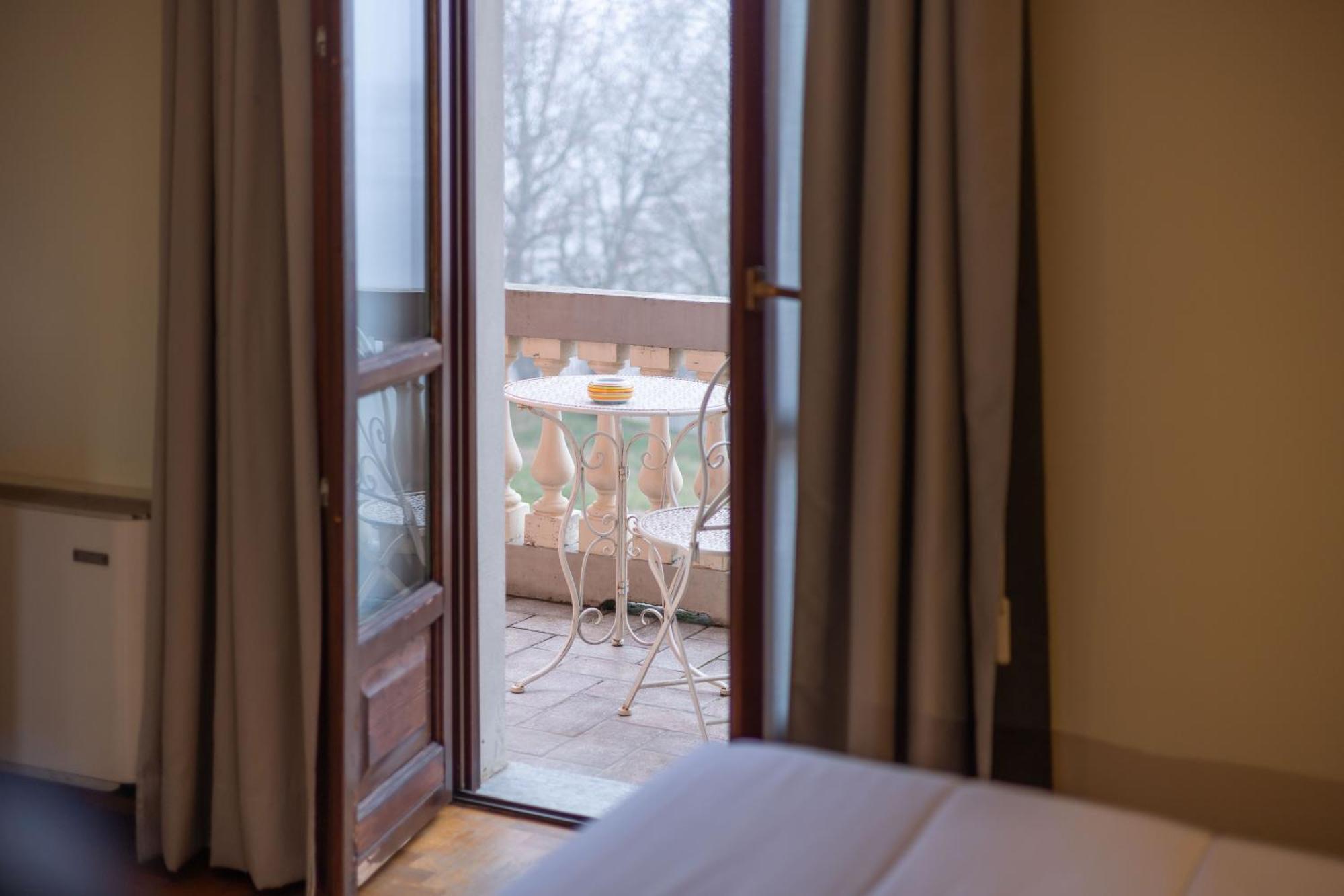 Hotel La Ferte آستي المظهر الخارجي الصورة